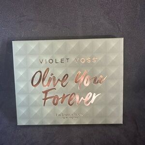 Violet Voss Eye Shadow Palette